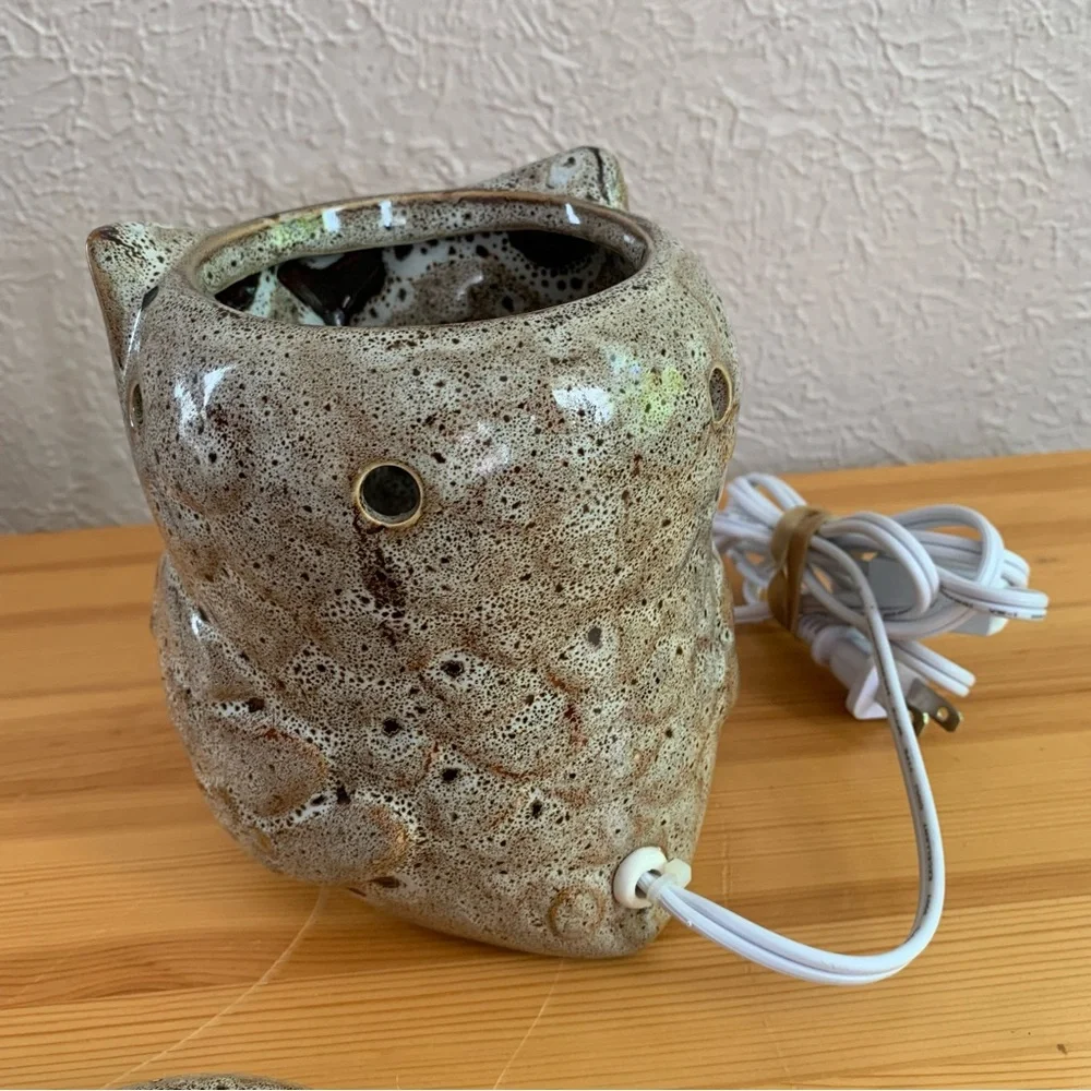Scentsy Boho Owl Brown Spotted Wax Melt Warmer Retired